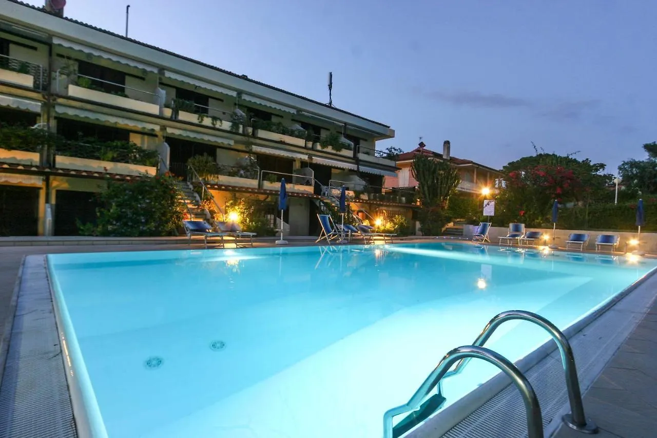 Апартаменты Monolocale Il Porto N. 4 Порт-Аццурро 0*,